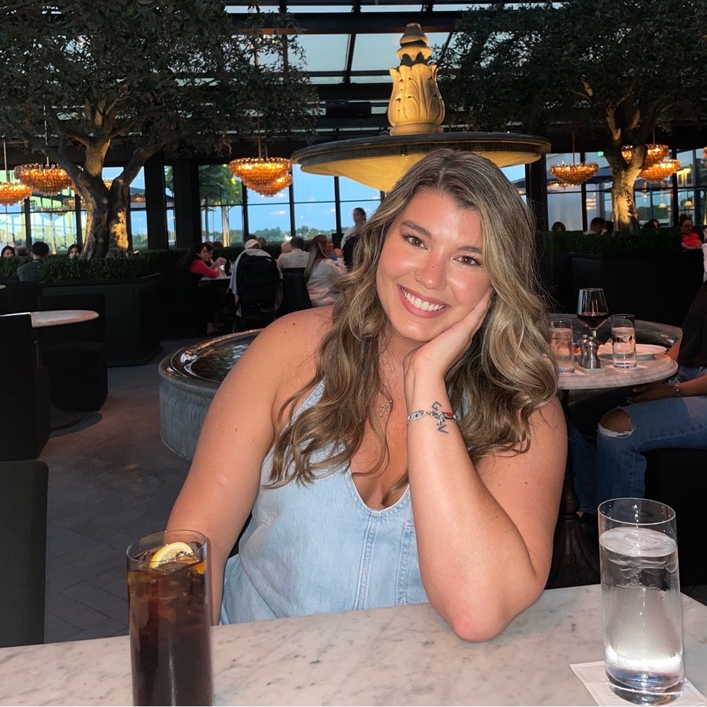 Meet your Posher, Carli